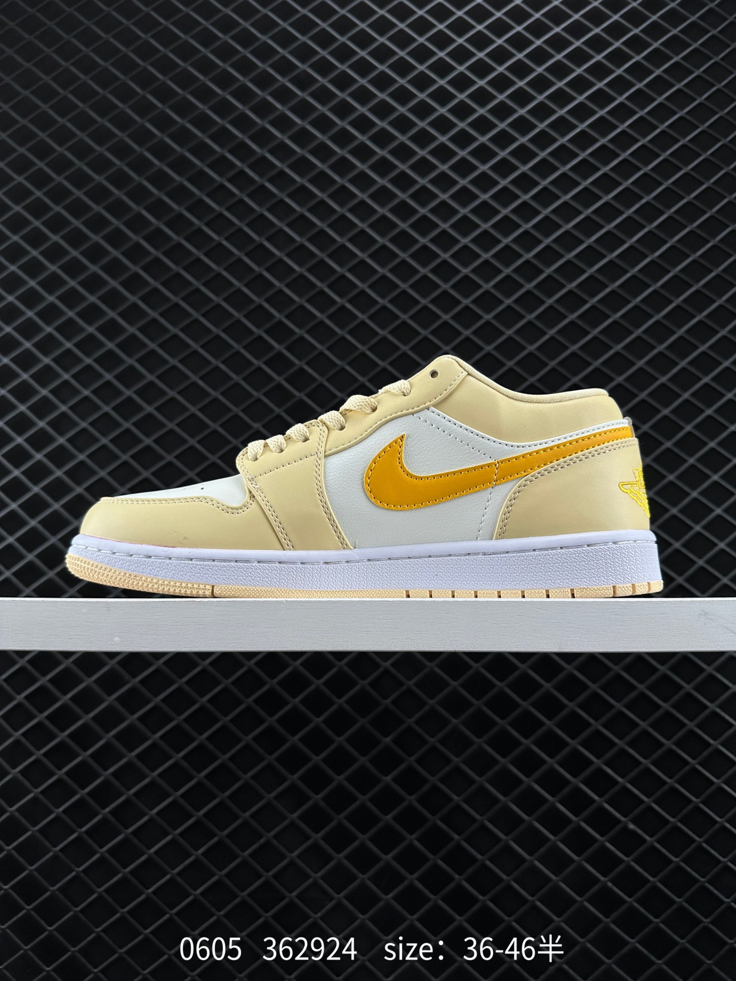 Nike Wmns Air Jordan 1 Low”White Wolf Grey“